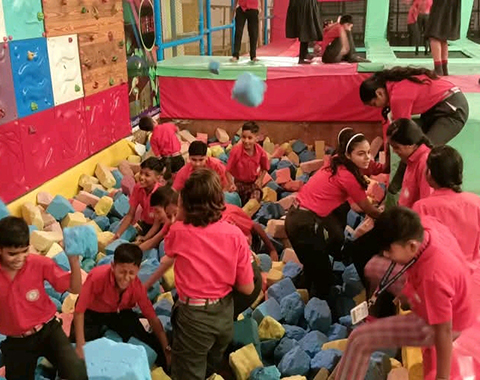 JG International School